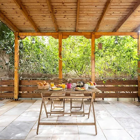 Cozy Studio In Central Glyfada-3